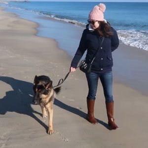 Meet your Posher, Julie Ann